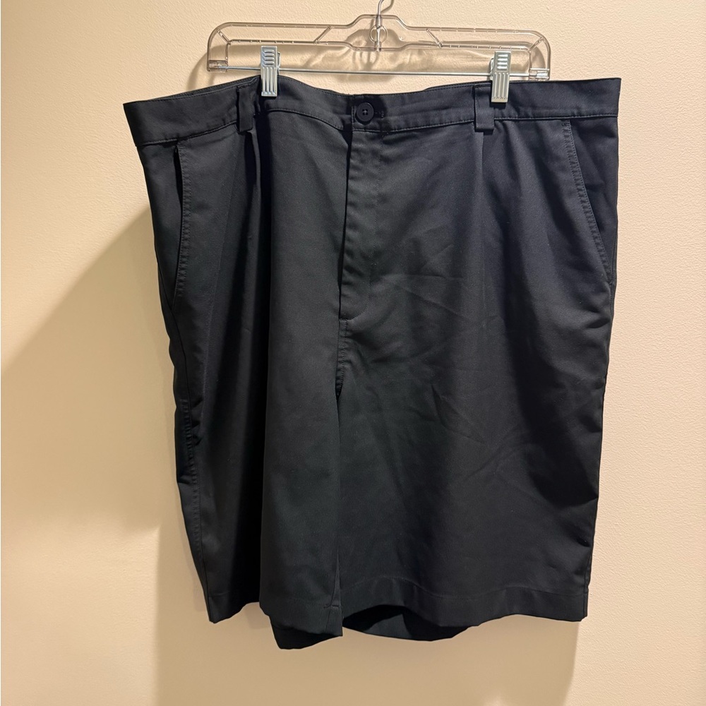Under Armour Men's Charcoal Flat Front Shorts